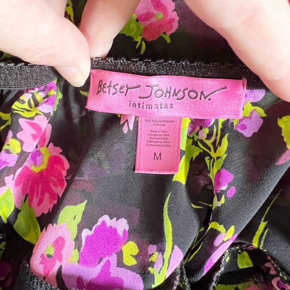 Betsey Johnson Intimates Sheer Floral Ruffle Pajama Set M - Picture 7 of 7